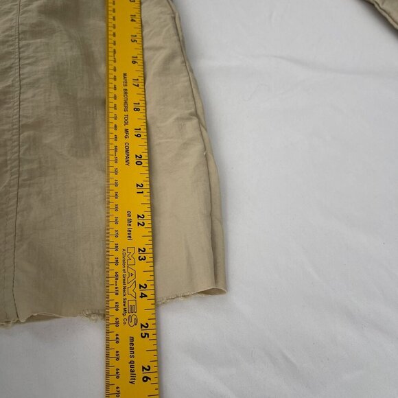 Old Navy‎ Wide Leg Quicky Dry Elastic Khaki Cargo Cut-Off Pants Cropped Zip XL - Picture 13 of 15